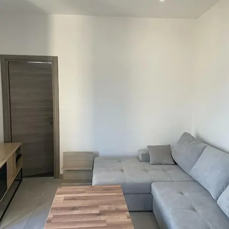 Apartment Bel Spacieux - Cuisine Equipee - Tv Ultra Hd 138cm - Balcon Beziers