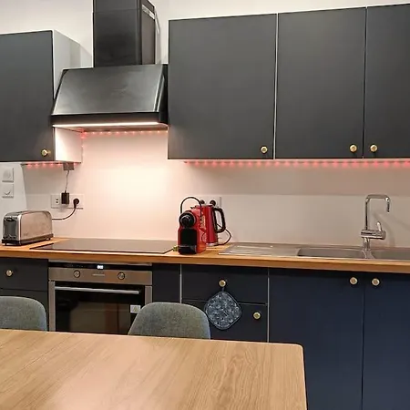 Apartment Bel Spacieux - Cuisine Equipee - Tv Ultra Hd 138cm - Balcon Beziers